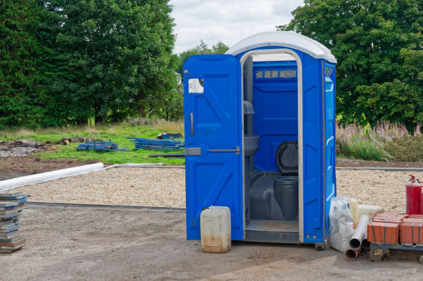 Best Deluxe Portable Toilet Rental  in Pell City, AL